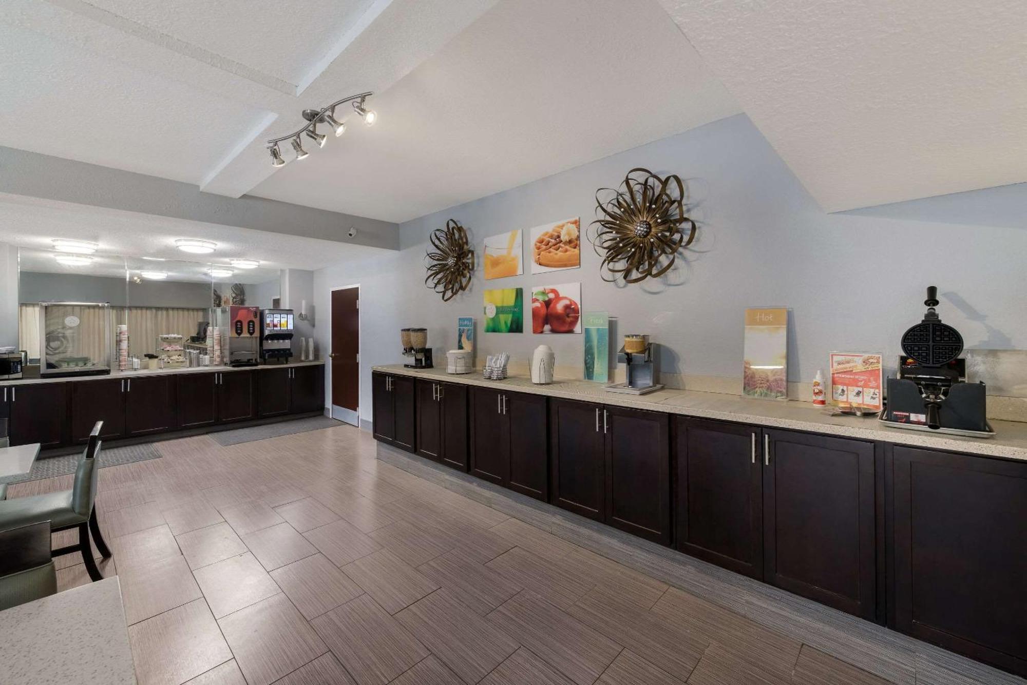 Quality Inn Orange Park Джэксонвиль Экстерьер фото